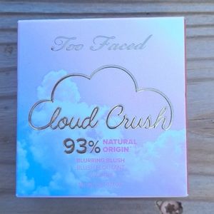 Too Faced Cloud Crush Blurring Blush (Velvet Crush)